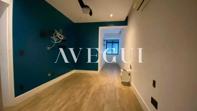 Unfurnished apartment with 4 bedrooms and 5 bathrooms — photo 24
