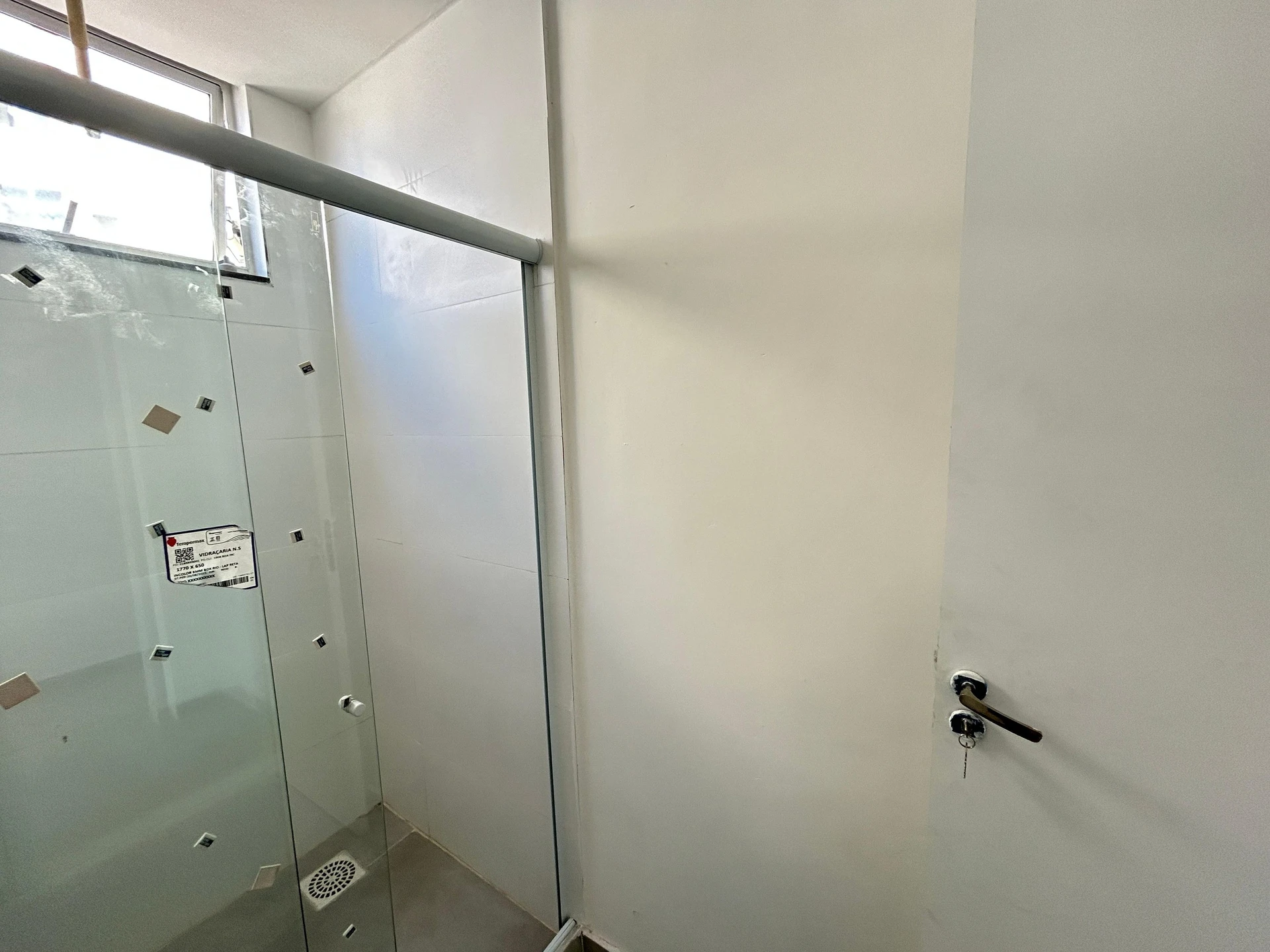 Невпечатанная квартира с 2 спальнями и балконом — photo 25