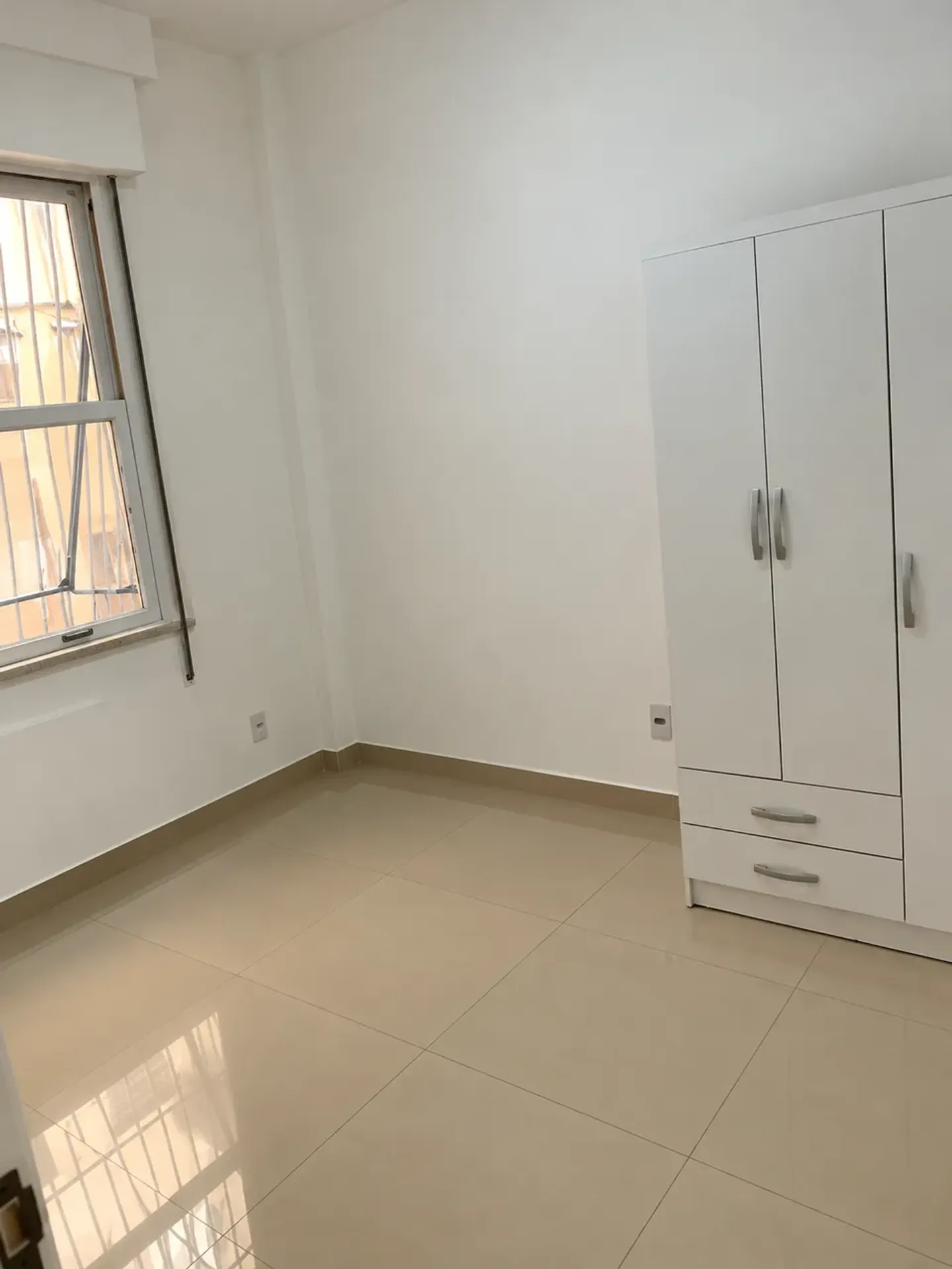3-bedroom apartment, 2 with their own bathrooms, 110 m² — photo 4