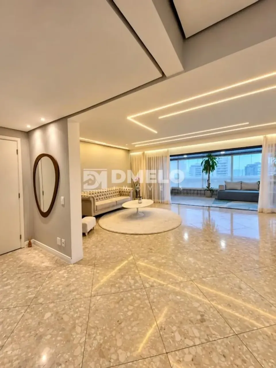 Apartamento mobiliado, 220 m², com janelas do piso ao teto — photo 10