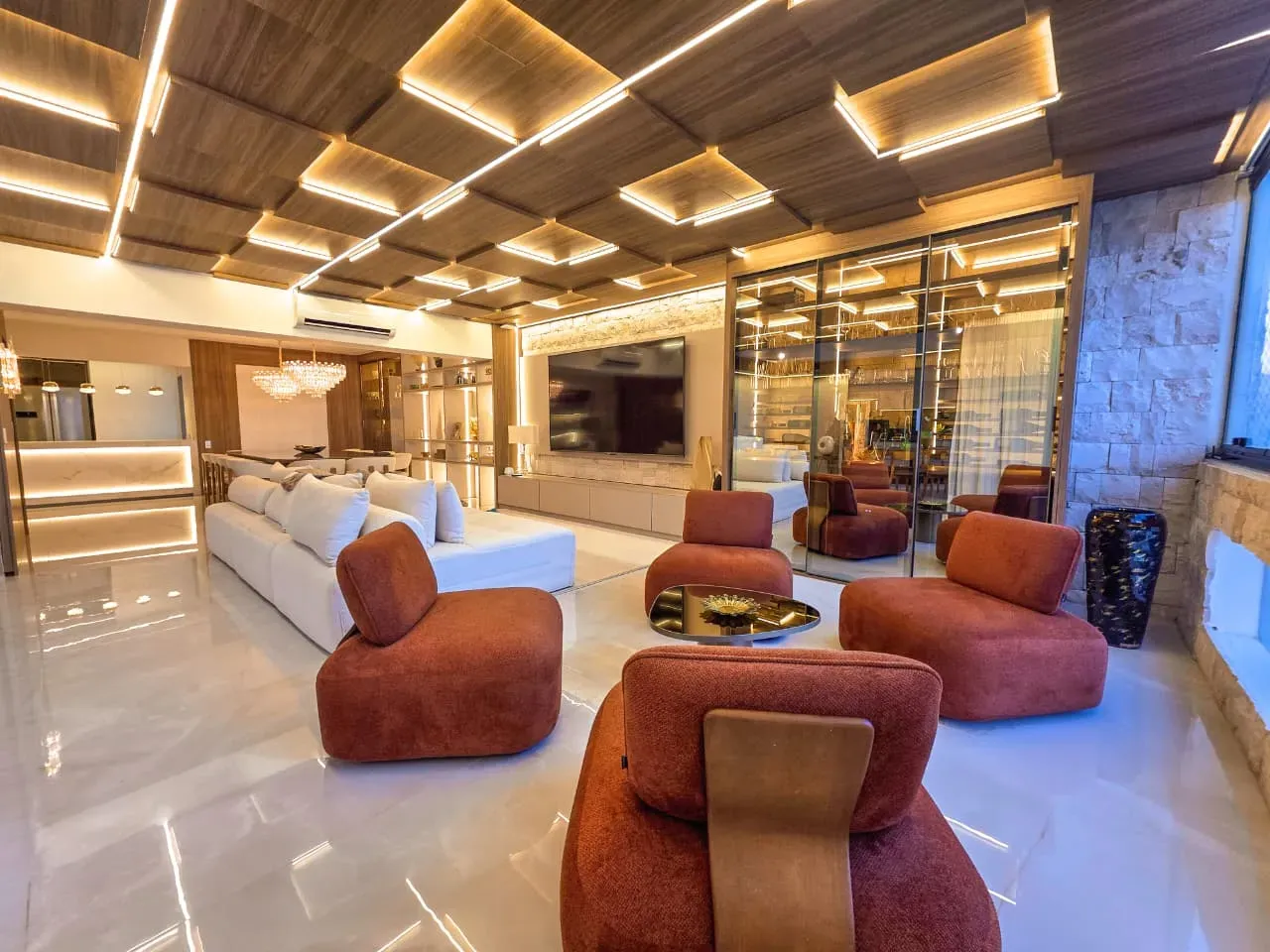 Bathtub in a 3-bedroom apartment, 240 m² — photo 11