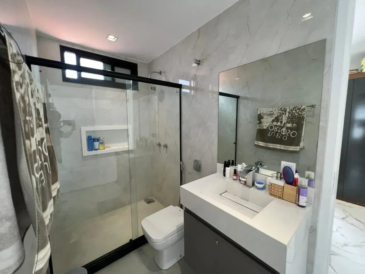 Furnished house with 4 bedrooms and 4 bathrooms — photo 21