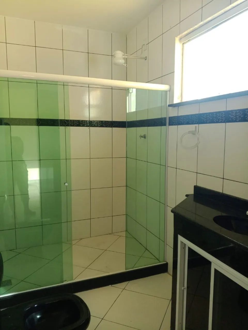 Glass-enclosed balcony in a 3-bedroom house, 197 m² — photo 11