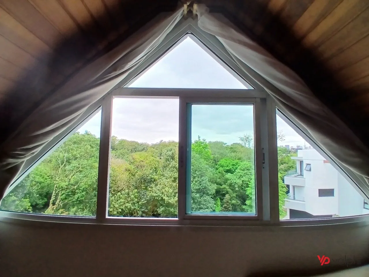 4-bedroom house with a grill on the balcony — photo 66