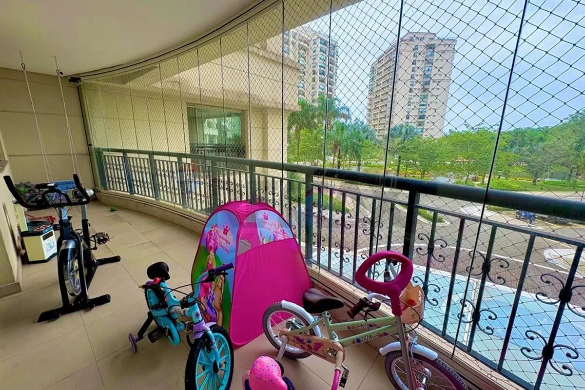 Apartamento de 315 m² com 4 dormitórios e 5 banheiros — photo 38