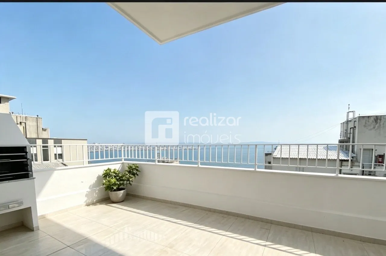 Apartment on the 11th floor with a water view — photo 5