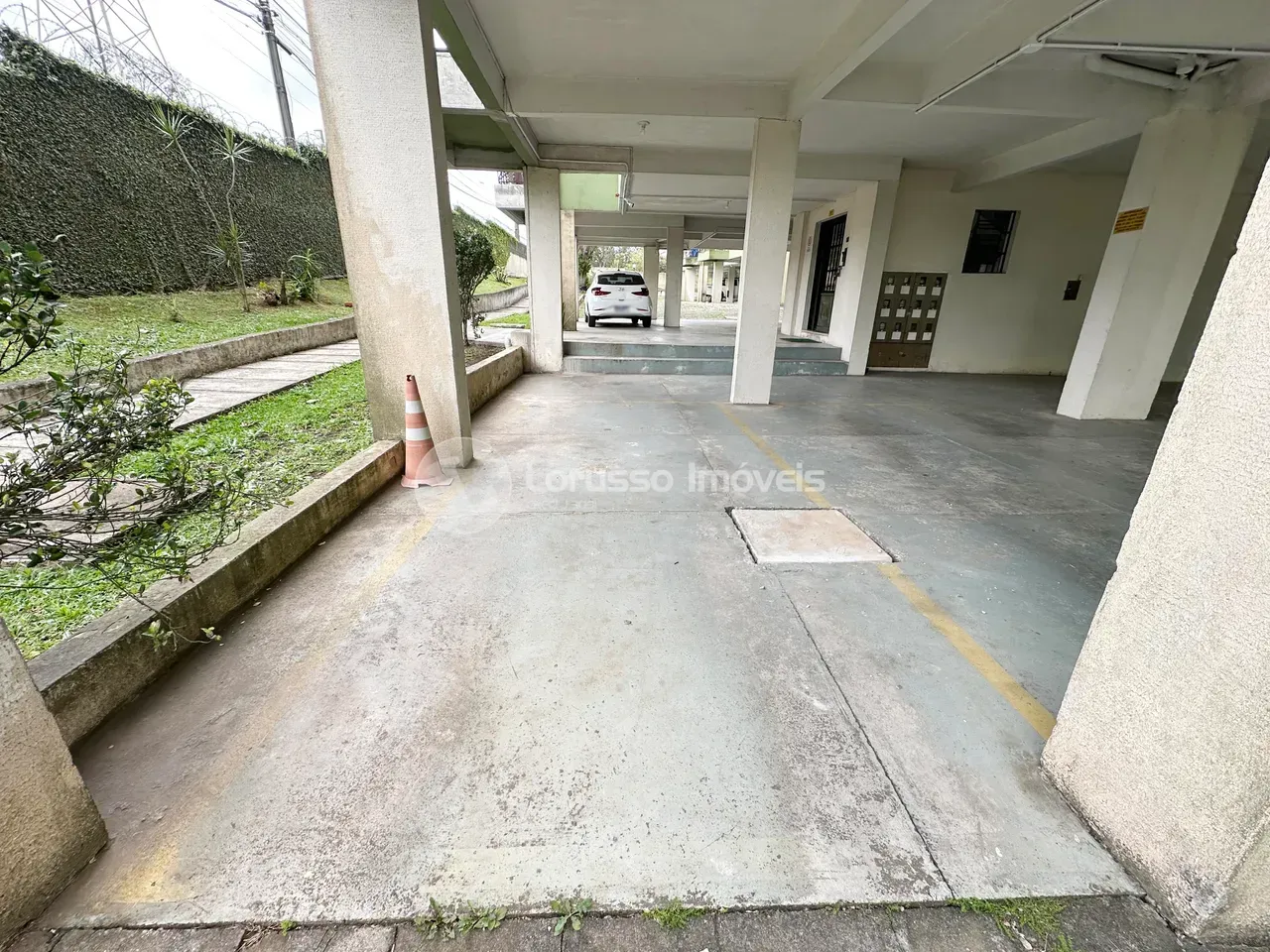 3-bedroom apartment with balcony and parking — photo 3