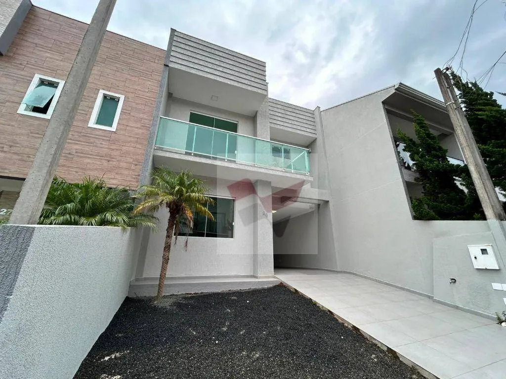 Rental house with 3 bedrooms and 4 bathrooms