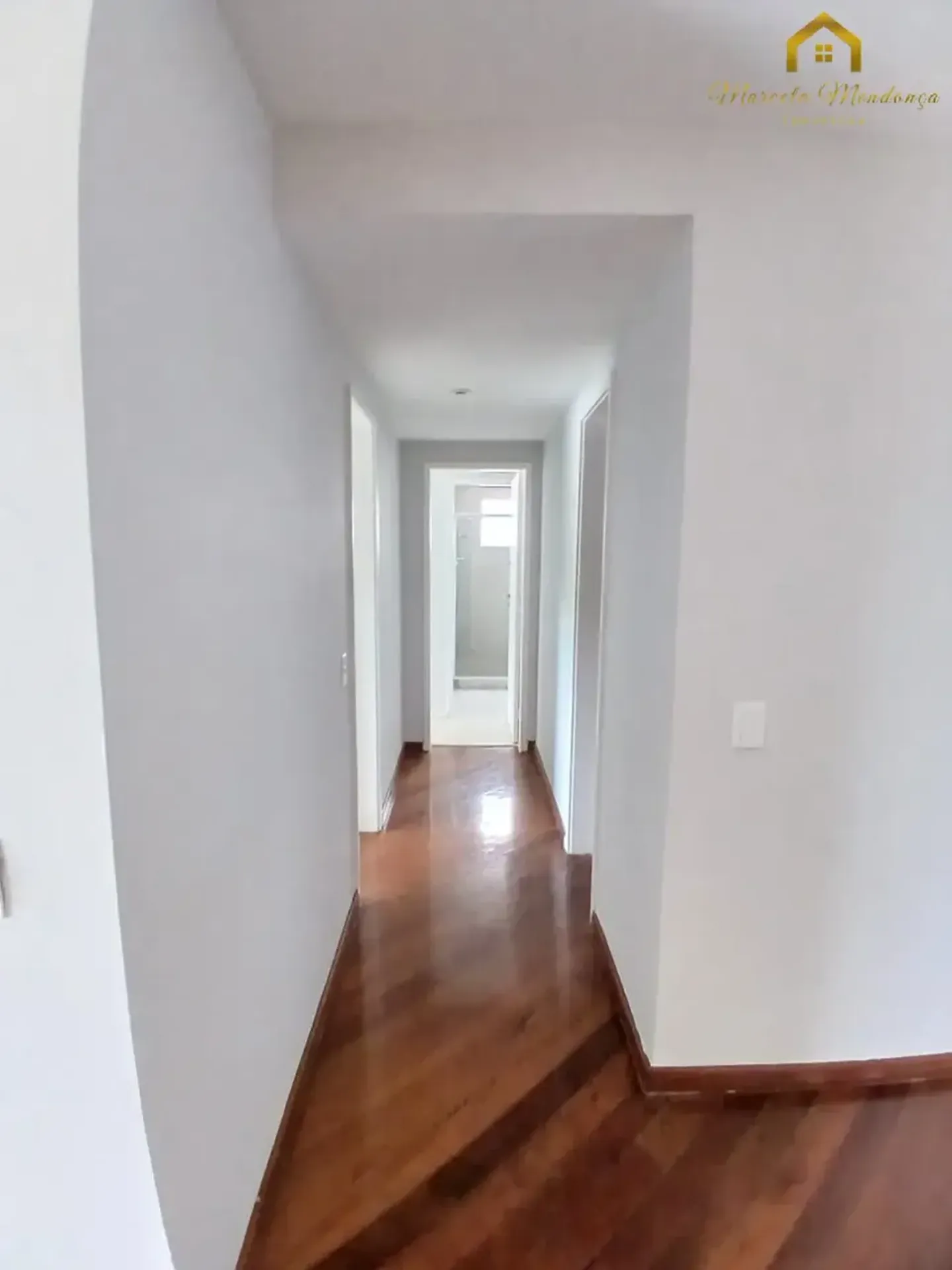 Apartment, 109 m², with a glass-enclosed balcony — photo 22
