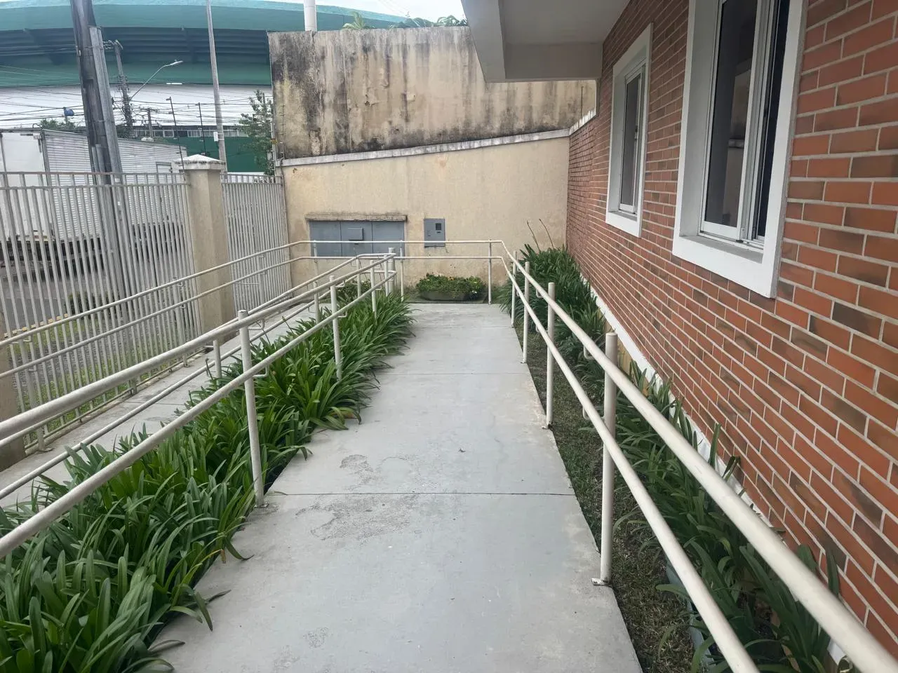 One-bedroom apartment with a washing machine in Curitiba — photo 8