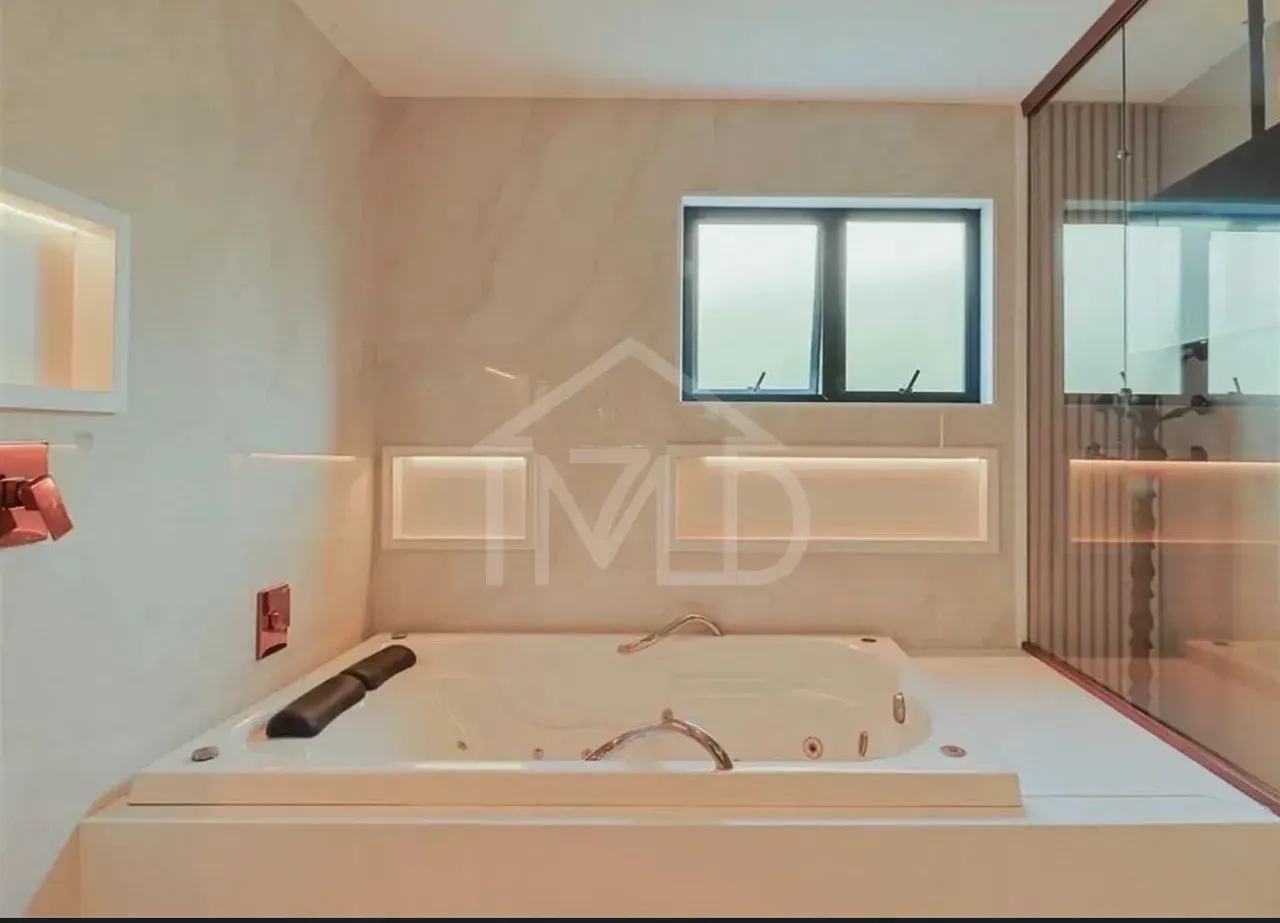 House with 5 bedrooms and 5 bathrooms, 850 m² — photo 15