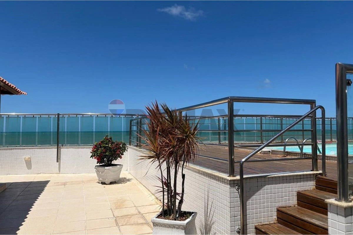 One-bedroom apartment with a water view in João Pessoa — photo 19