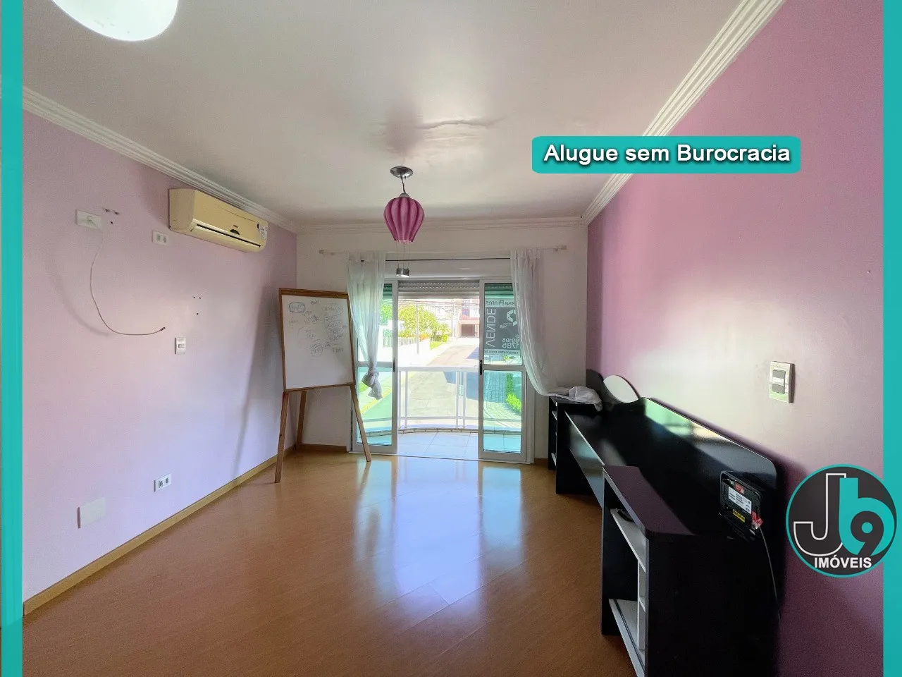 360 m² townhouse with 3 en-suite bedrooms and parking — photo 30