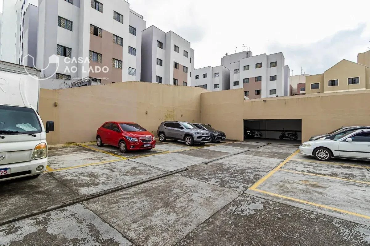 Apartamento com piso de madeira ou laminado, Tingui — photo 2