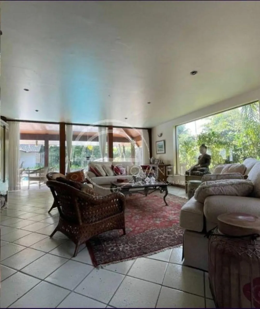 Furnished residential house with 4 bedrooms and 4 bathrooms — photo 16