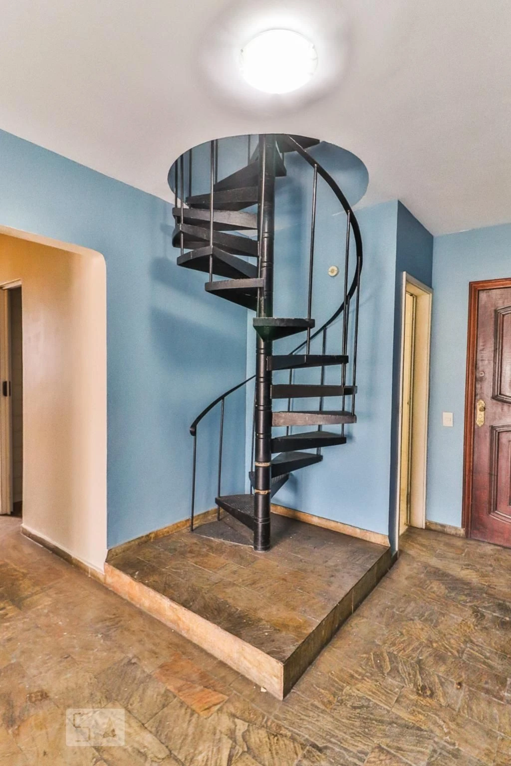 Mountain view in a 3-bedroom apartment, 149 m² — photo 23