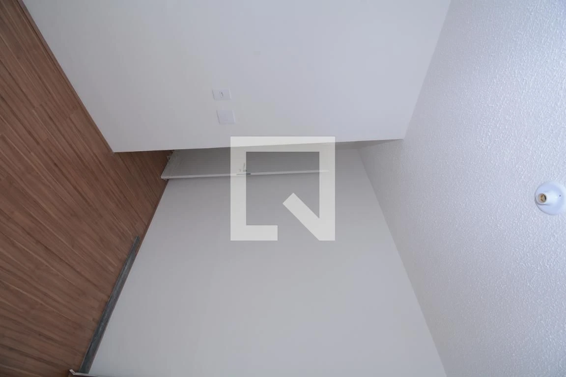 2-bedroom apartment in a building with a gym — photo 53