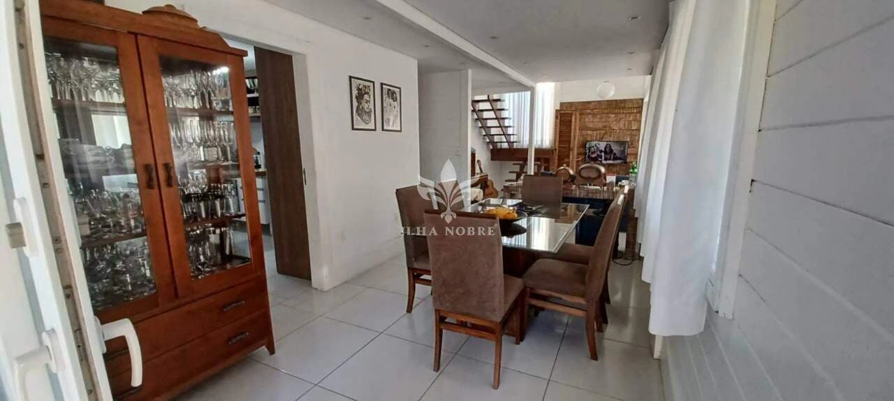 House, 209 m², with a mountain view — photo 19