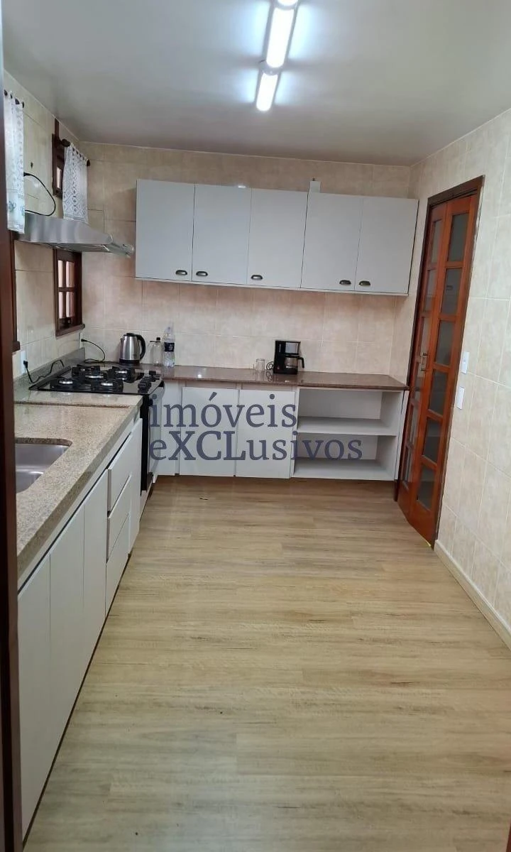 House with 3 en-suite bedrooms and 665 m² garden — photo 89