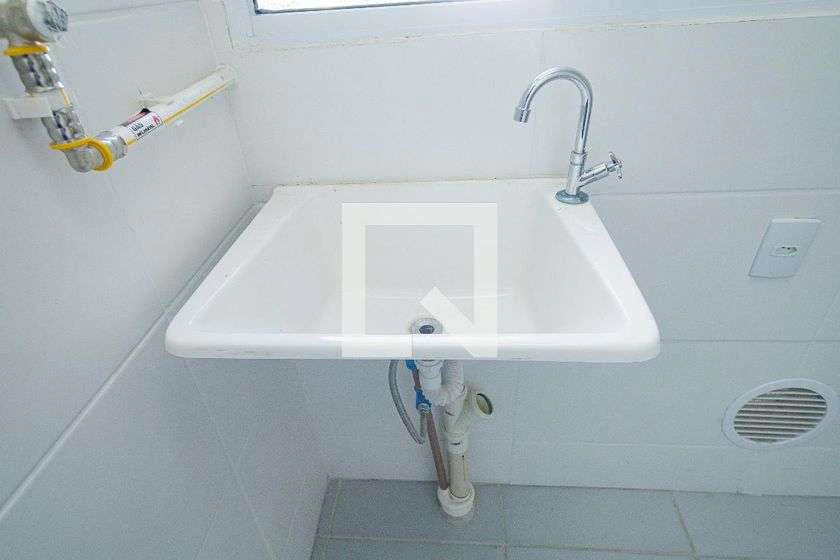 48 m² apartment with a closed kitchen and gas stove — photo 16