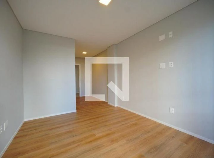 3-suite apartment with an integrated kitchen — photo 3