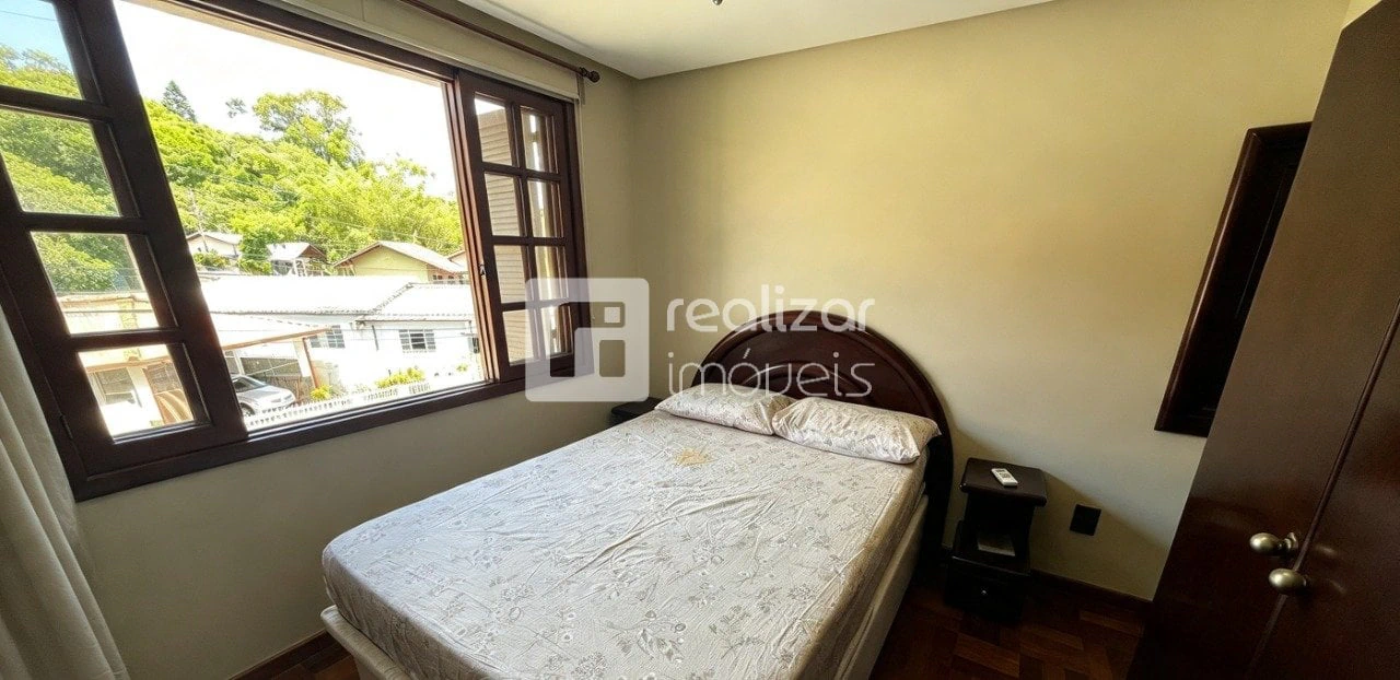 300 m² house with a grill on the balcony and a private BBQ — photo 11