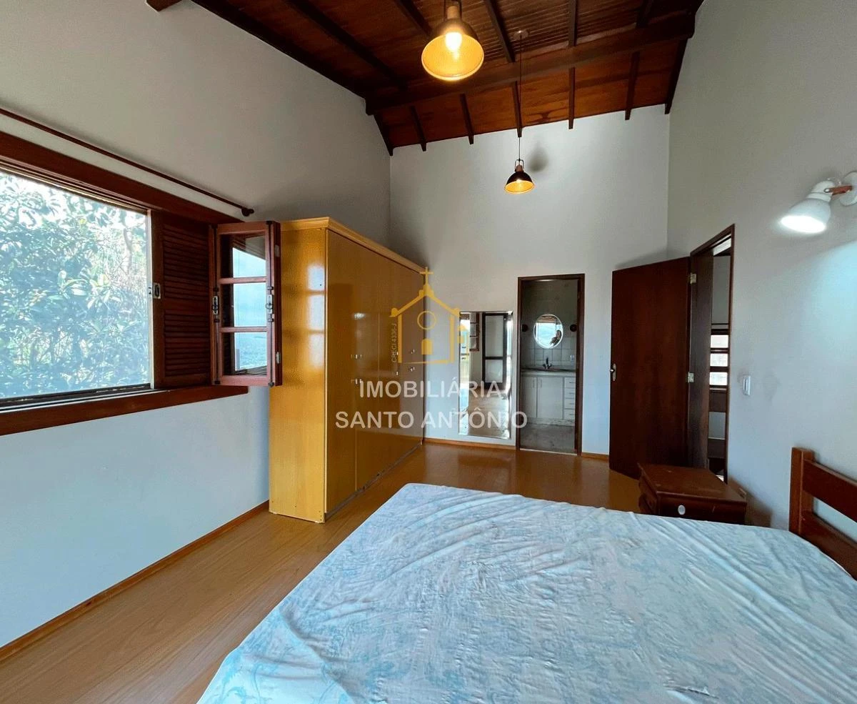 3-bedroom house with a water view in Florianópolis — photo 39