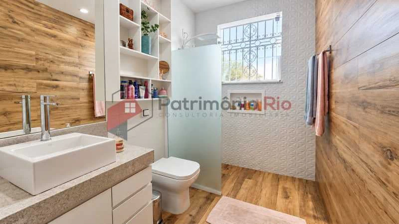 221 m² house with a washing machine and a home office — photo 8