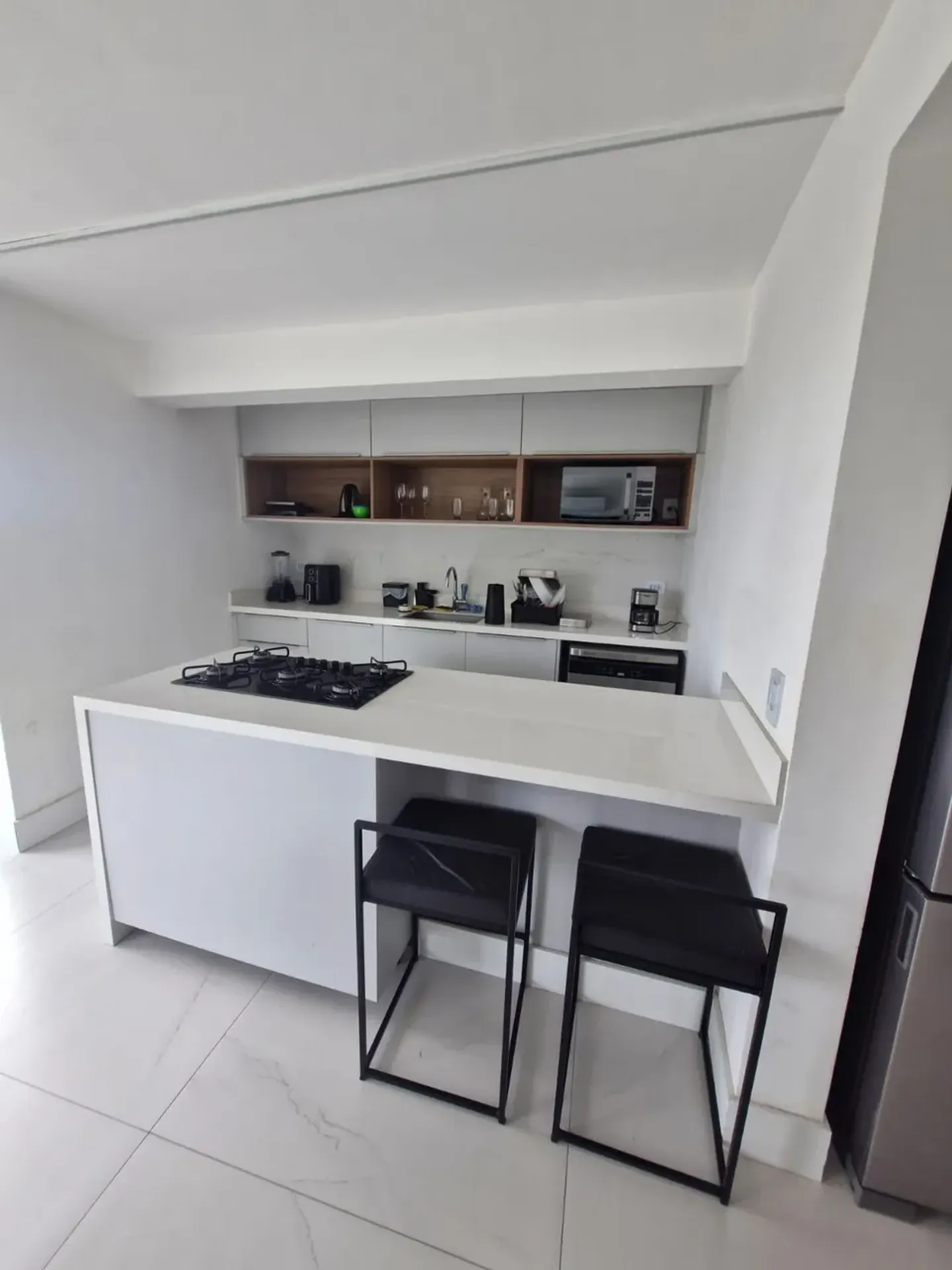Furnished house, 280 m², with a water view — photo 17