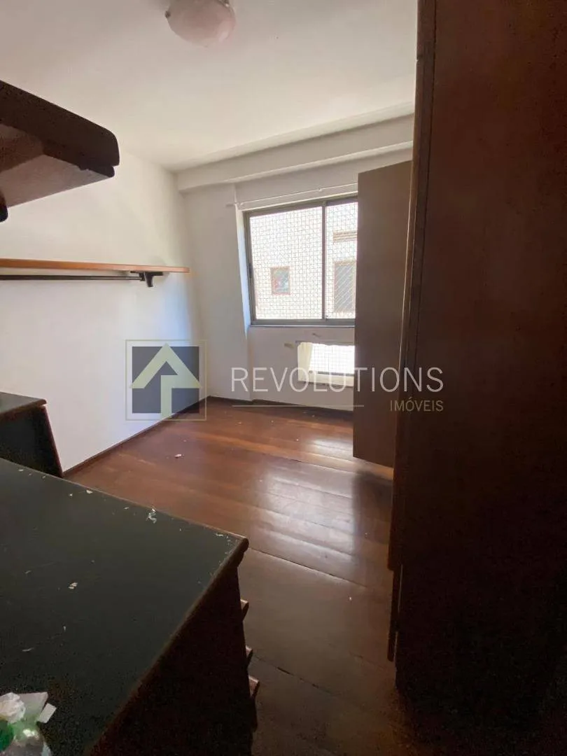 Park view in a 4-bedroom apartment, 125 m² — photo 9