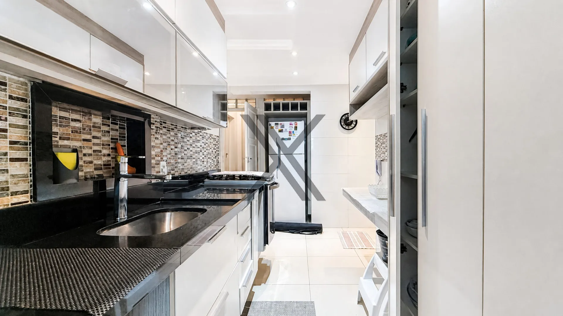 Washing machine in a 3-bedroom apartment, 85 m² — photo 5