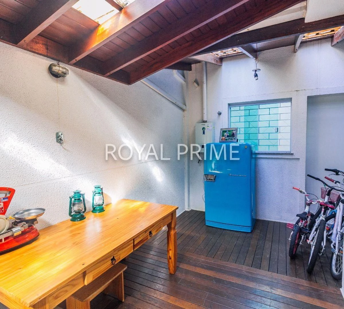 Furnished house, 186 m², with a walk-in closet — photo 2