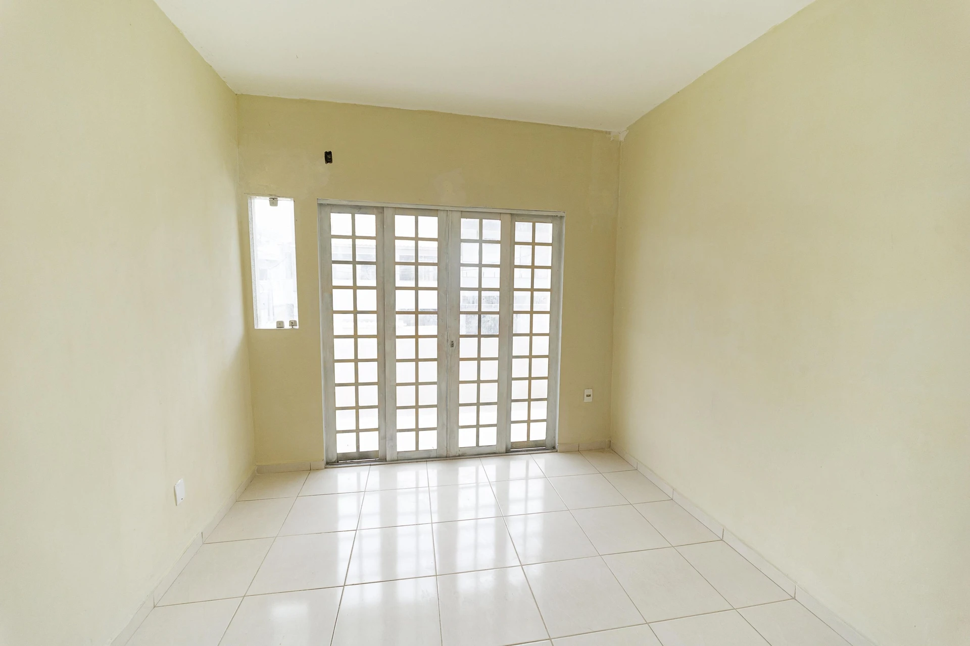 Casa de 80 m² com jardim e closet — photo 12