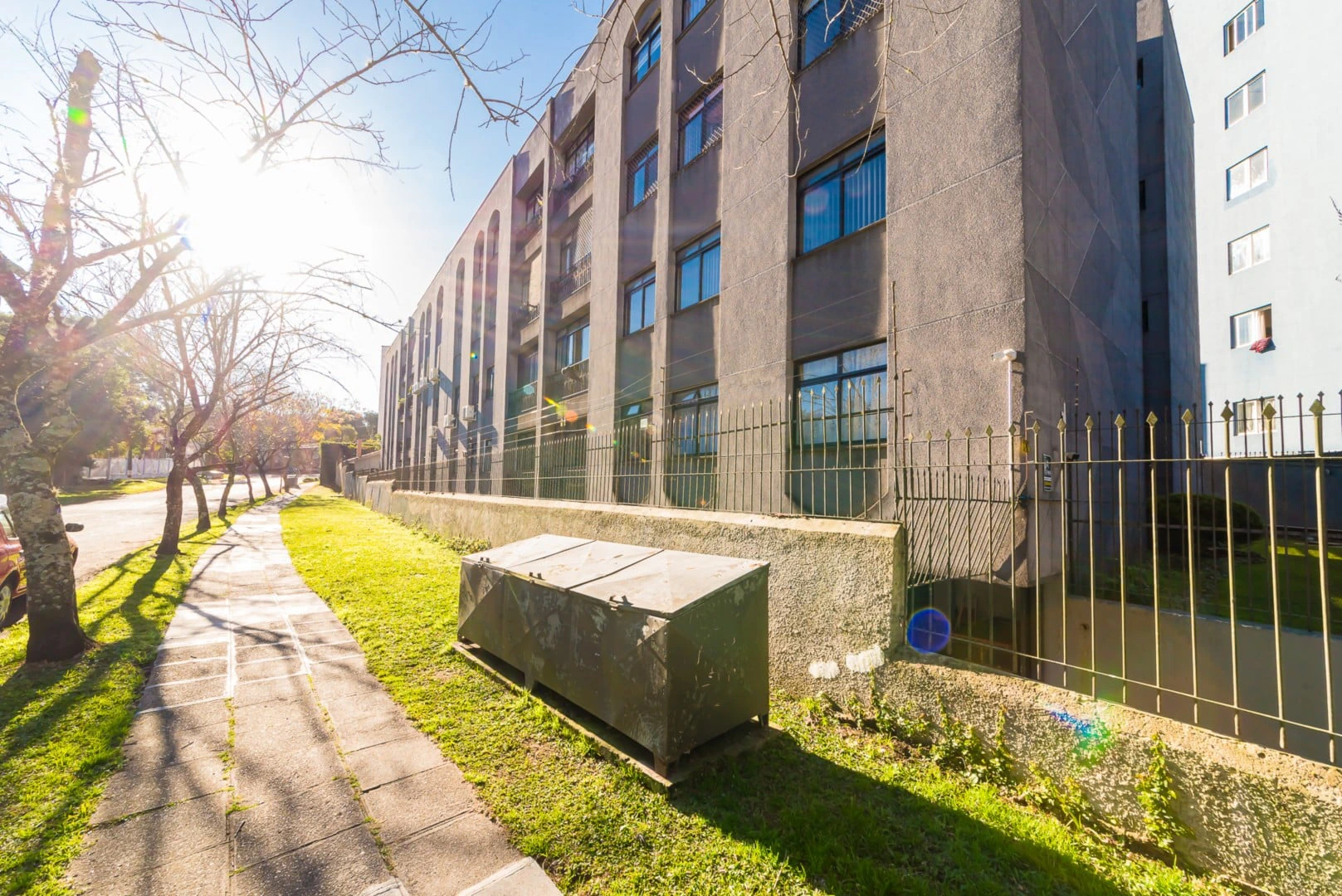 Apartamento com piso de madeira ou laminado, Cabral — photo 17