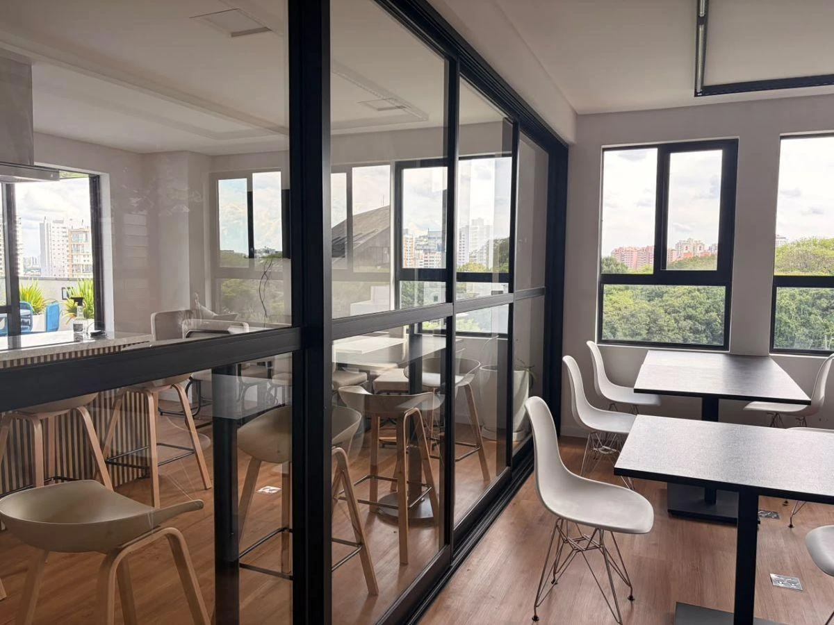 Furnished apartment, 38 m², with a washing machine — photo 12