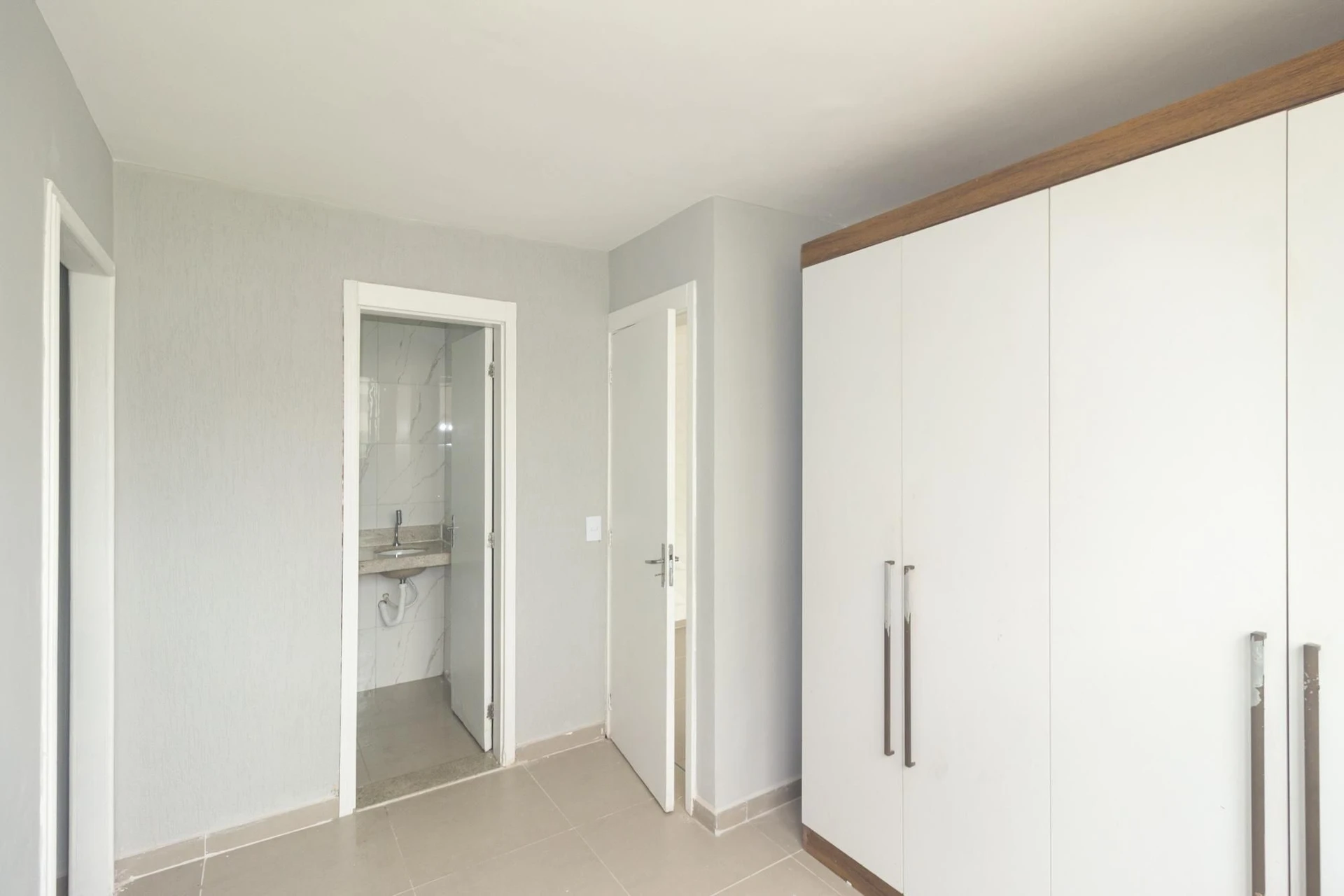 Гардеробна та 1 спальня: квартира 44 м² — photo 38