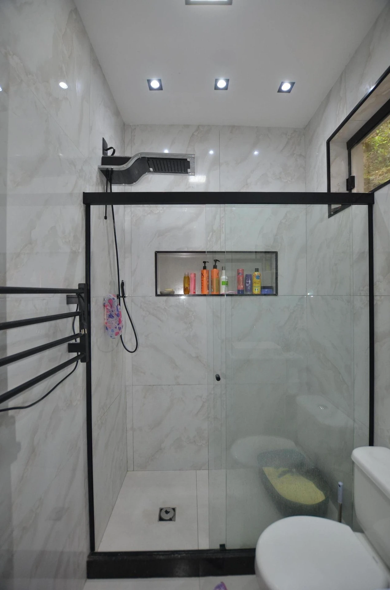 House, 200 m², with a washing machine — photo 24