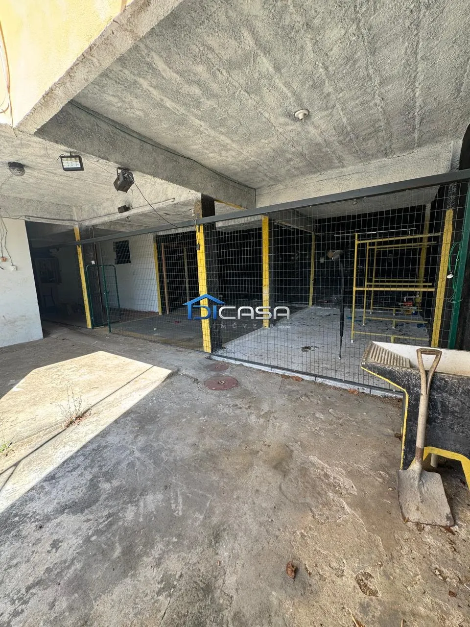 Unfurnished house with 2 bedrooms and no parking space — photo 8