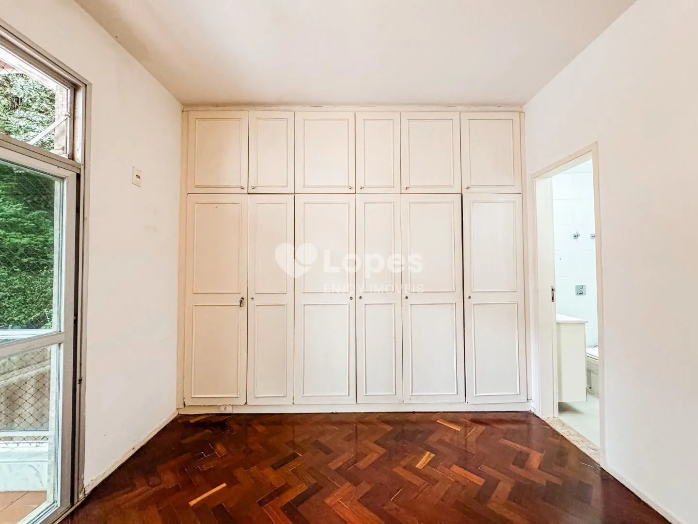 3-bedroom apartment with a home office — photo 15