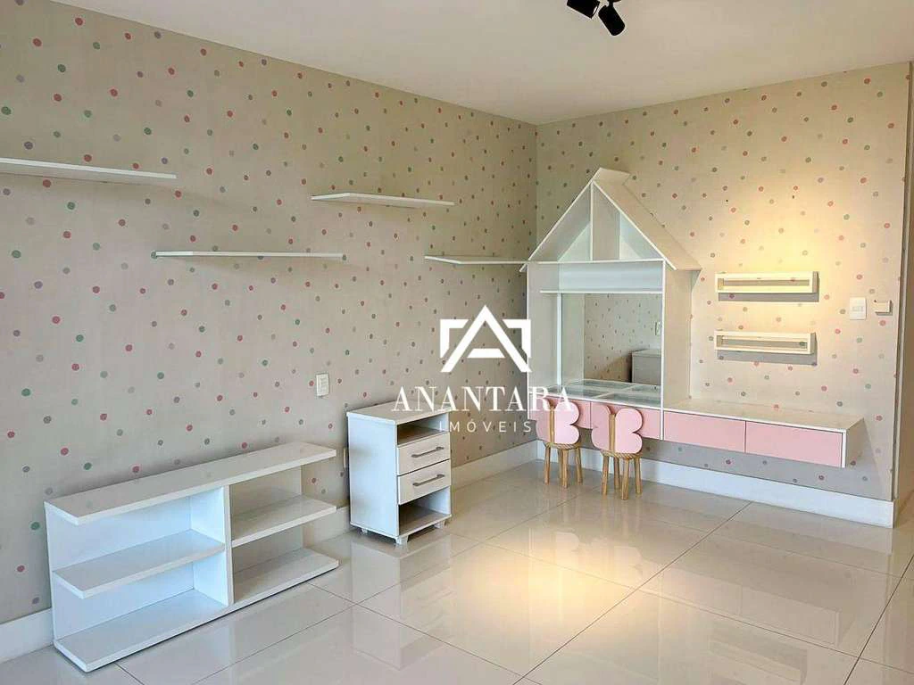 Furnished 980 m² house with 4 en-suite bedrooms — photo 17