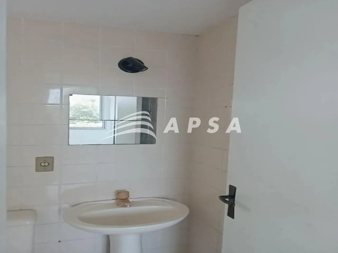 66 m² apartment with 2 bedrooms and a balcony — photo 5