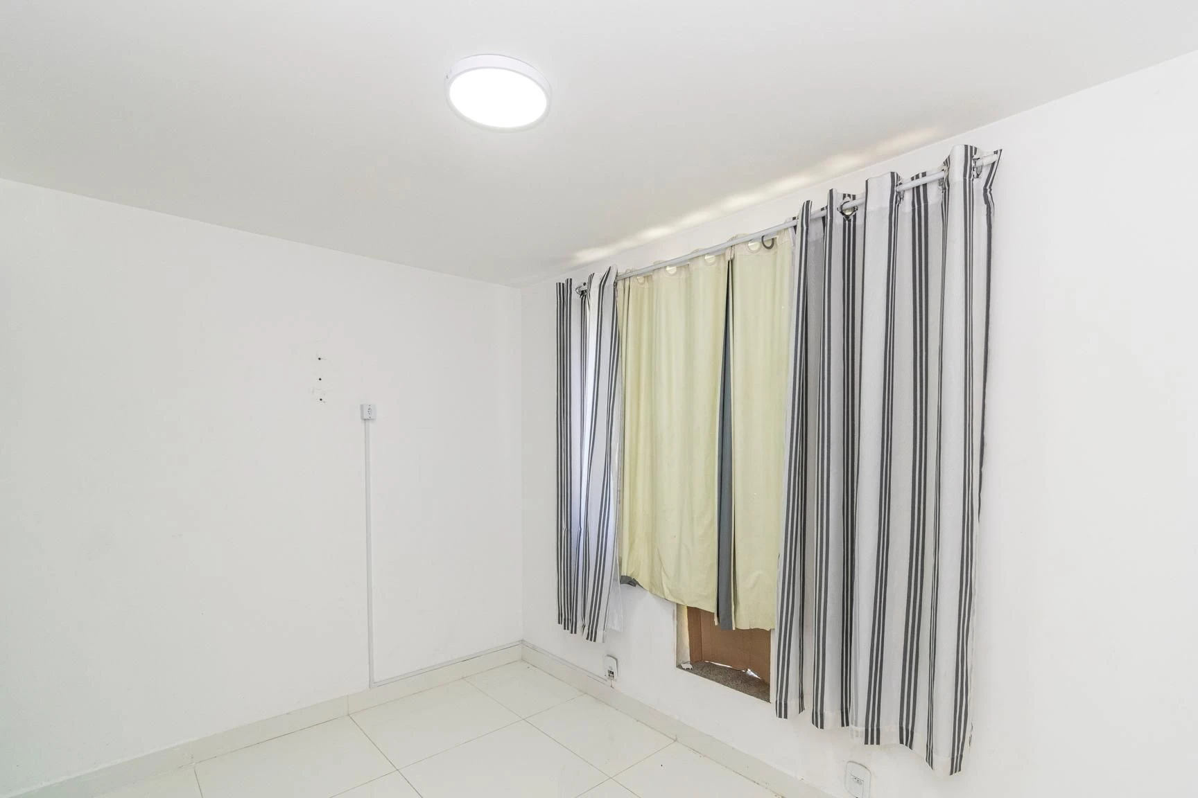 Apartamento de 2 quartos em condomínio com academia — photo 17