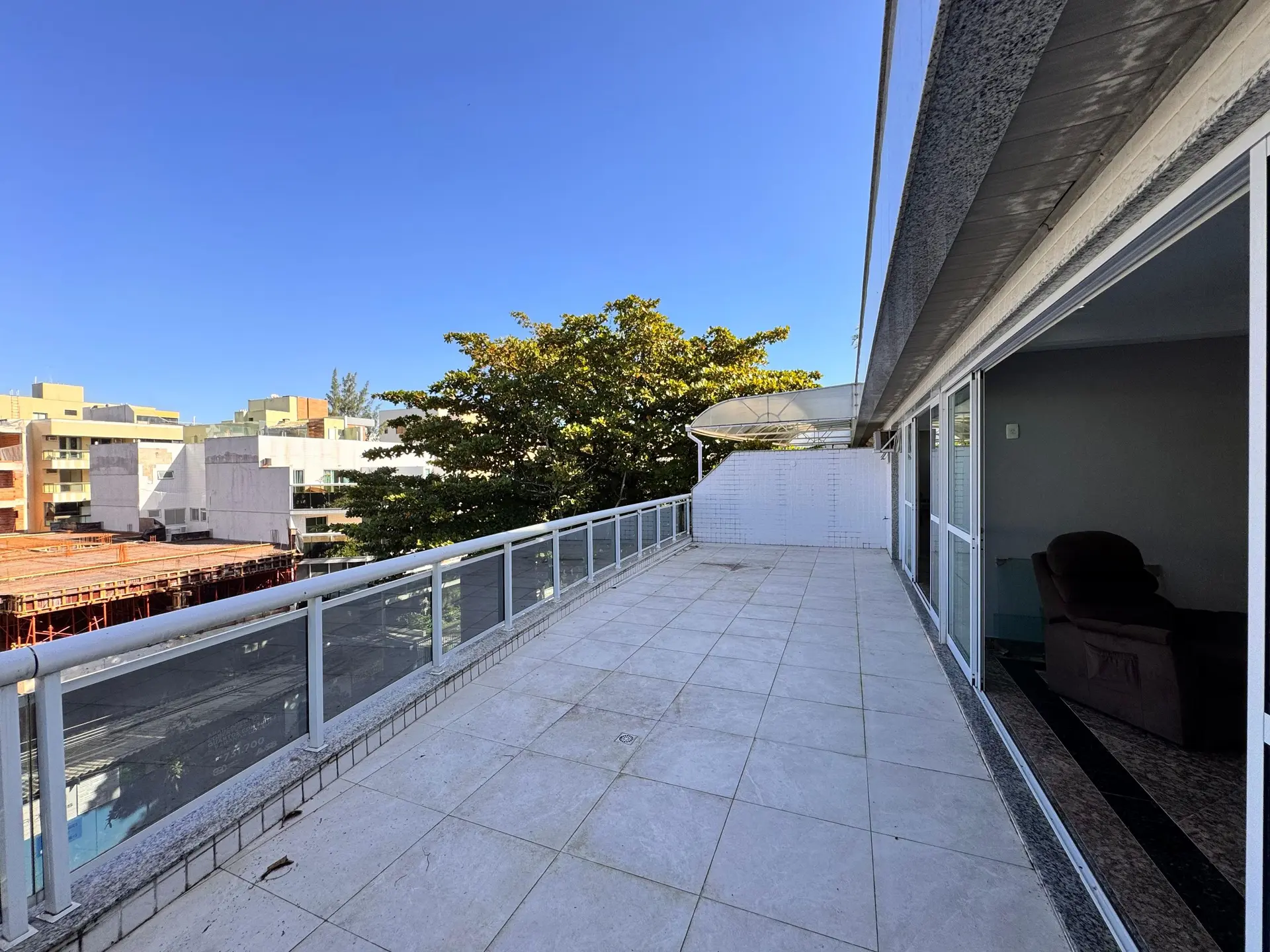 Apartamento, 233 m², com janelas do piso ao teto — photo 9