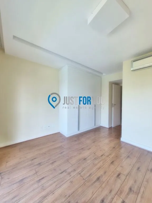 Квартира на 3-му поверсі з видом на парк — photo 2