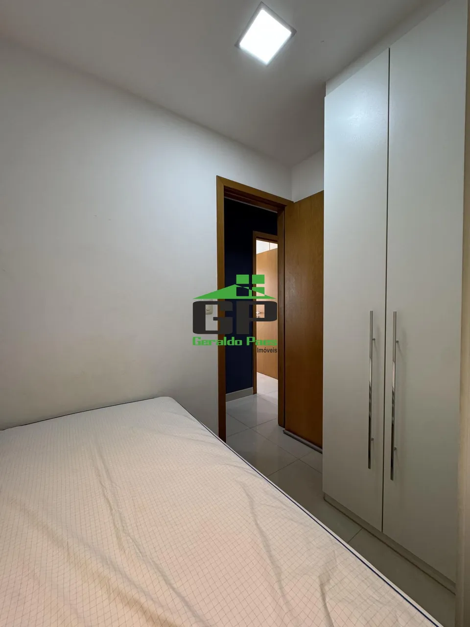Apartamento de 3 quartos com cozinha americana e varanda — photo 18