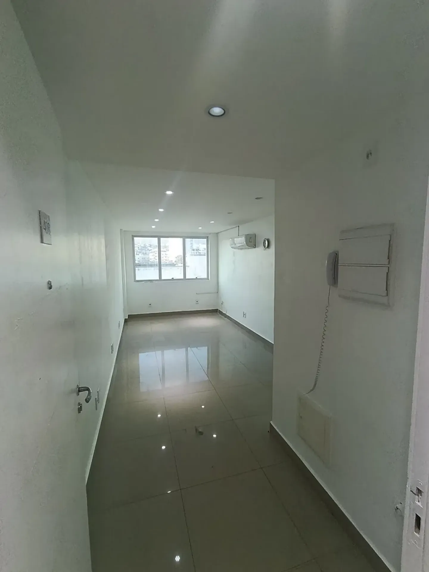 Studio sem mobília com 1 quarto e 1 banheiro — photo 7