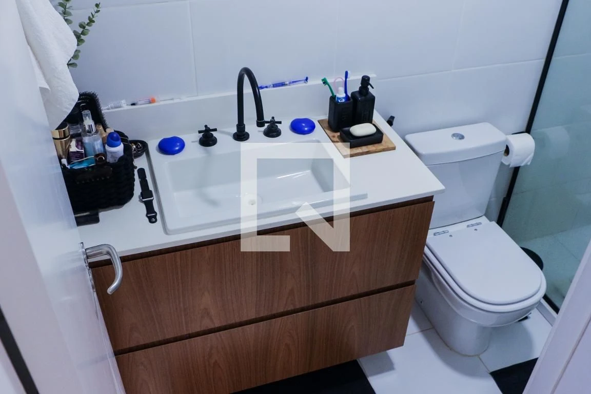 Furnished apartment, 78 m², with a walk-in closet — photo 23