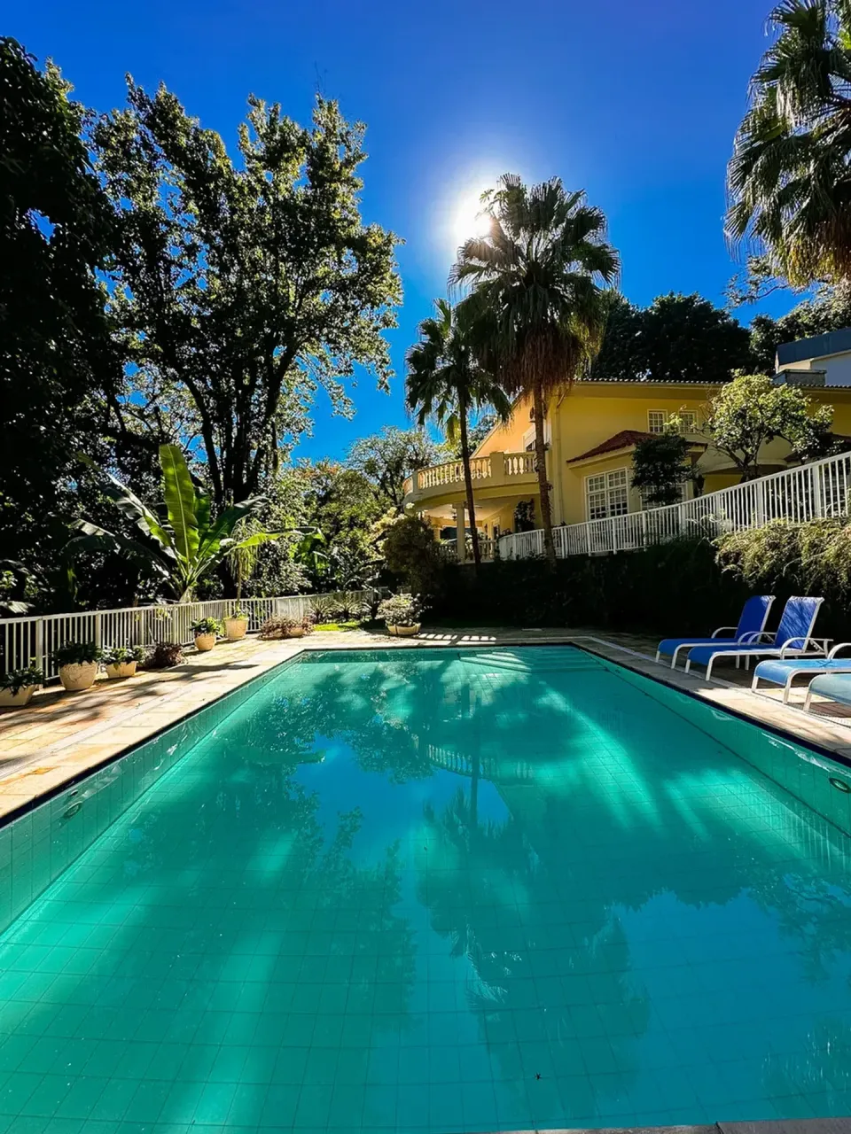 Casa com 4 quartos e 5 banheiros, varanda com churrasqueira — photo 10