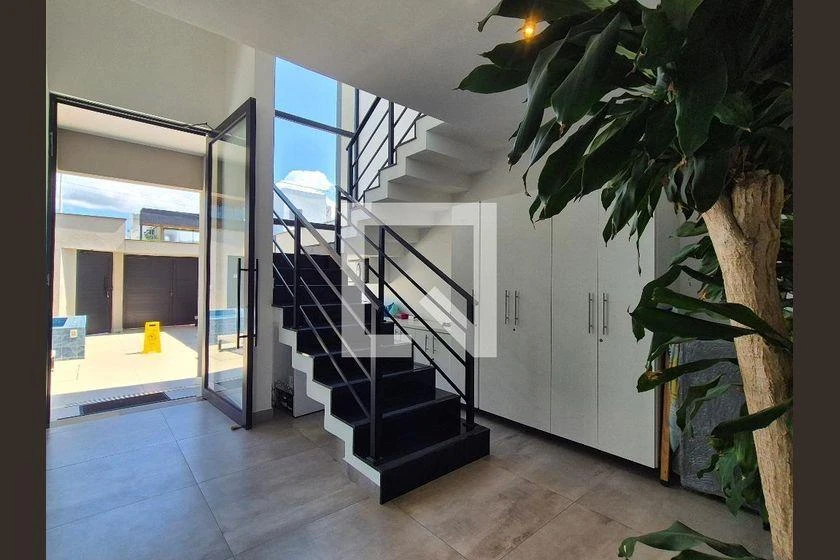 Furnished 45 m² studio with 1 bedroom and balcony — photo 29