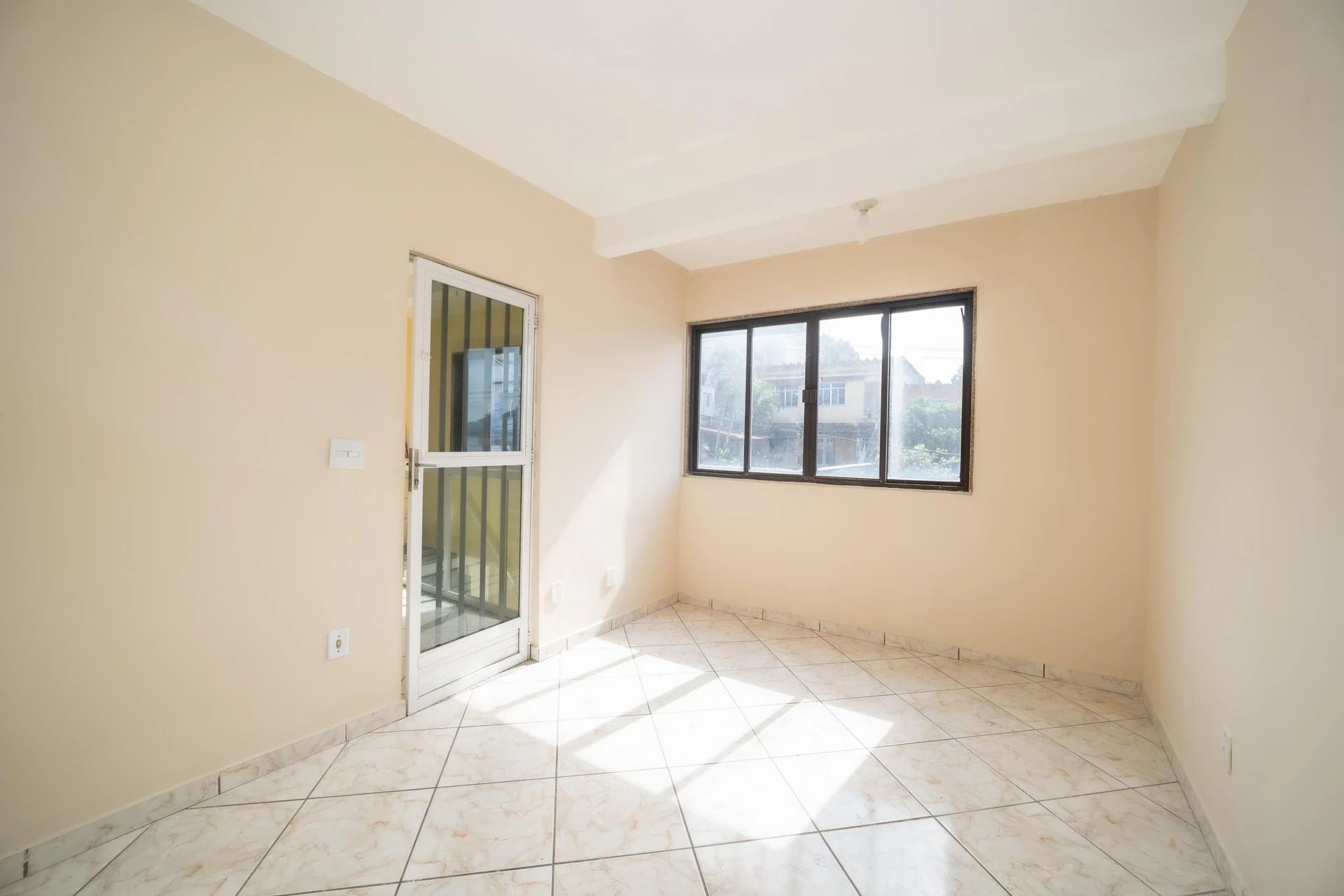 Casa de 2 quartos e 120 m² — photo 2
